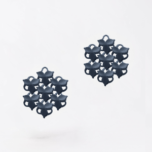 FABNORA Fabnora Blossom Ohrring-Anhänger Mini Midnight Blue FB8PE-03MD in Ravensburg