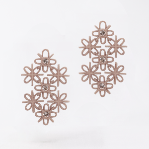 FABNORA Fabnora Lace Ohrring-Anhänger Classic Beige / Silk FL8PE-SSBE in Ravensburg